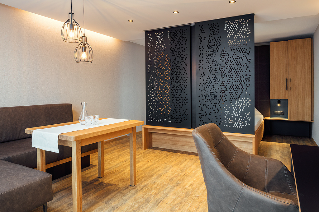 Zira Collection Item